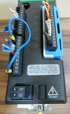 3098-0059 EMERSON Techniques de commande Servo-entraînement/servo-contrôle 3 PHASE 380-480 VAC 50/60 HZ