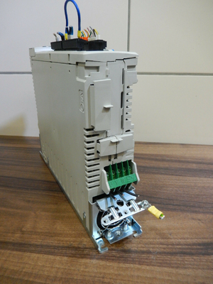 3098-0087 VARIATEUR EMERSON SERVO 9.9AMP 3PHASE 380-480V 50/60HZ