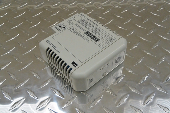 Les MODULES 4-CHANNEL THC/MV d'entrée-sortie d'EMERSON 8105-TI-TC ONT ENTRÉ le nouvel original de 100%