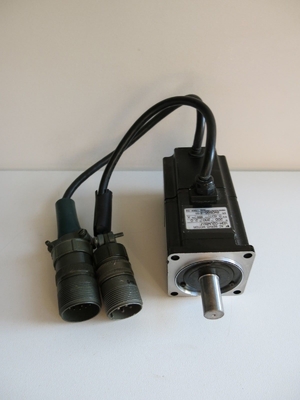 YASKAWA SGMPH-15A1A-Y11 is a MOTOR AC SERVO SIGMA II 1.5KW B/T AXIS SK45X that is manufactured ,new original.