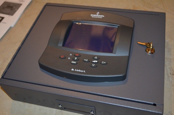 Emerson VNSA16-ICOM 100-240VAC MONOPHASE ETHERNET 16 PORTS TYPE 1 BOÎTIER