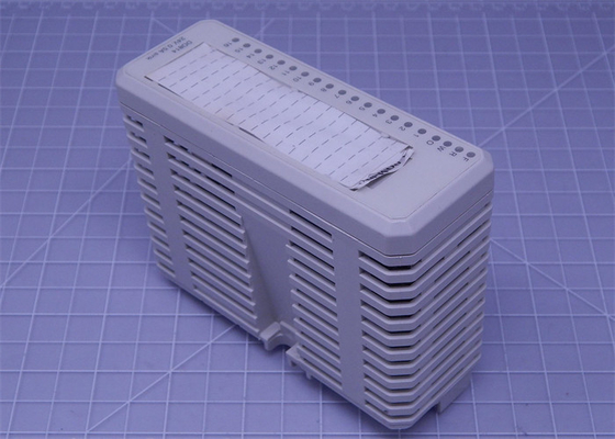 Le module de sortie numérique d'ABB DO814 3BUR001455R1 Digital je le module 16 d'O FAIS des canaux