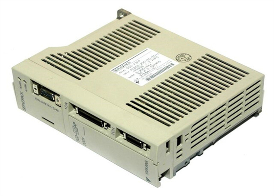 Yaskawa SGDA-A3AP AC SERVO AMPLIFICATEUR 200-230V 1.3/0.42A 30W Contrôle de Position (Entrée Numérique)