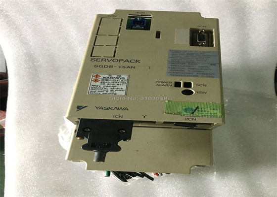 Yaskawa SGDB-15AN AC SERVO AMPLIFICATEUR Mechatrolink 200-230V 10A 1.3KW 3 PHASES