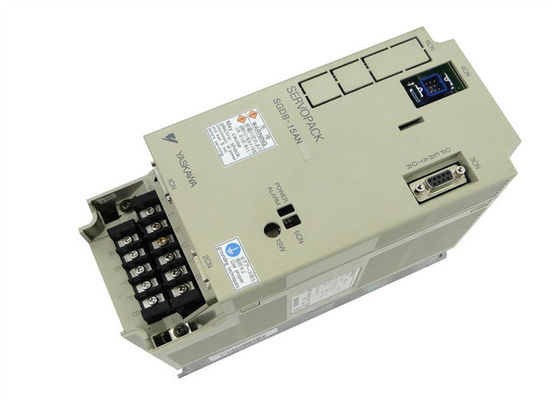 Yaskawa SGDB-15AN AC SERVO AMPLIFICATEUR Mechatrolink 200-230V 10A 1.3KW 3 PHASES