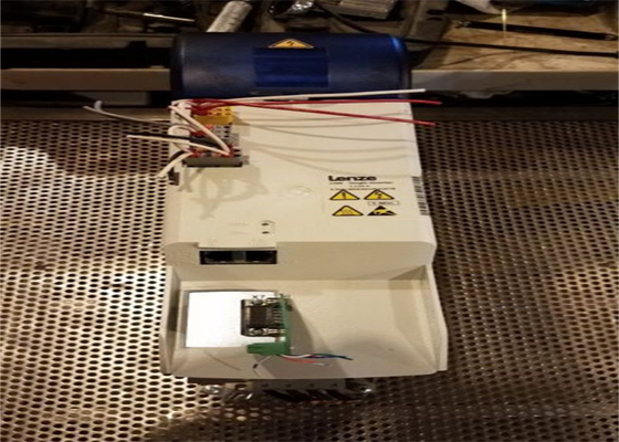 Lenze E70ACMSE0644SA1ETR SERVO-INVERSEUR I700 ENVIRONNEMENT STANDARD