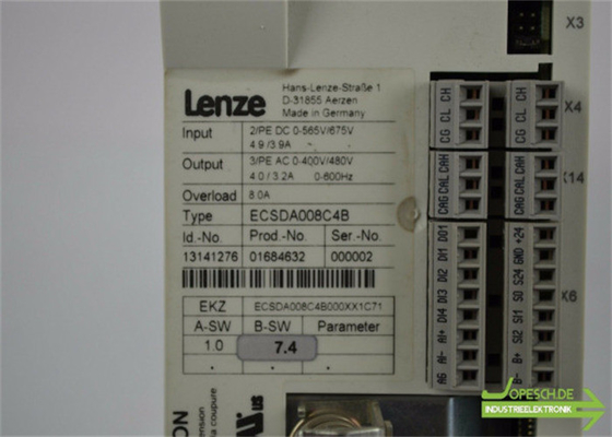 Lenze ECSDA008C4B MODULE D'AXE SERVO PUSH THROUGH VARIANT 0 AMP