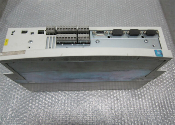 Lenze EVS9322-EP SERVO CONTRÔLEUR SÉRIE 9300 400/480 VAC 0,75 KW (1 JP)