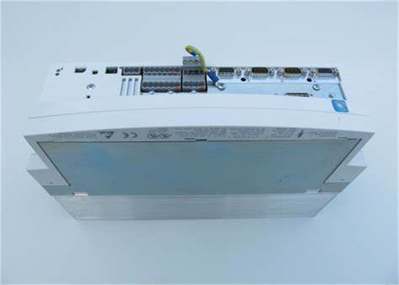 Lenze EVS9323-EKV004 SERVO CONTRÔLEUR SÉRIE 9300 400/480 VAC 1,5 KW (2 HP) SERVO CAM PROFILER