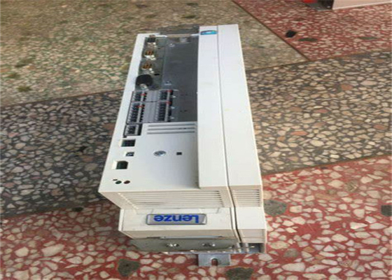 Lenze ​EVS9323-ES SERVO CONTRÔLEUR SÉRIE 9300 400/480 VAC 1,5 KW (2 HP) SERVO INVERSEUR
