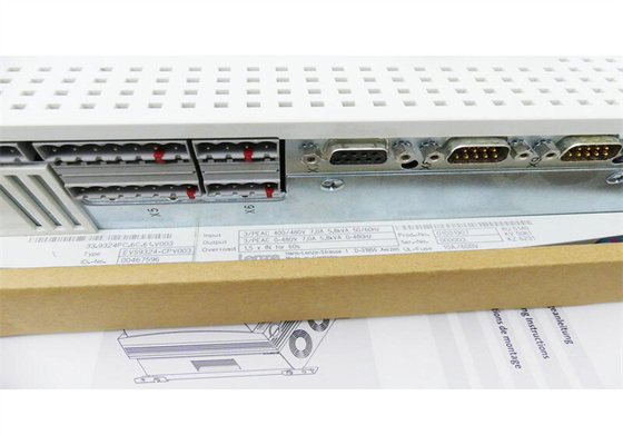 Lenze EVS9324-CPV003 SERVO CONTRÔLEUR SÉRIE 9300 400/480 VAC 3.0 KW (4 HP)