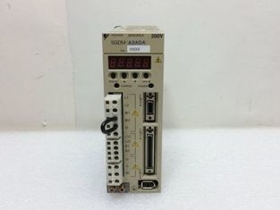 SGDM-A3ADA Servopack Yaskawa AC 200-230V Entrée 1PH