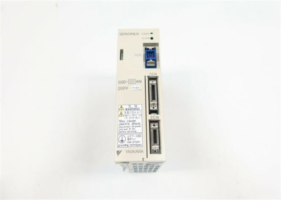 Yaskawa SGD-02ANY6 AC Servo Drive tout neuf dans la boîte d'origine 200V