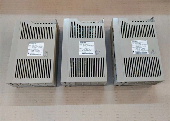 Yaskawa électrique SGD-02AS Servo entraînements nouveaux dans la boîte d'origine 200W