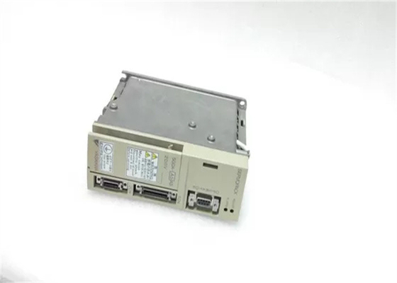 Le servo-amplificateur Yaskawa SGDA-A5AS est neuf dans la boîte d'origine
