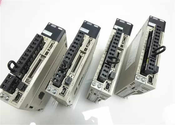 SGDV-7R6A05A Yasakwa tout neuf Servo amplificateur AC 1kw En original