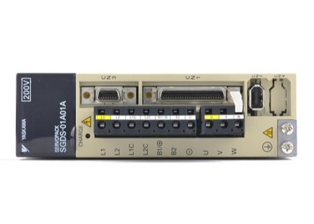 Yaskawa SGDS-01A01A Servopack Servo Drive Voltage de travail 200v Couleur brune