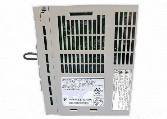 Yaskawa SGDP-A3APAY108 AC Servo Amplificateur Couleur brun Garantie 1 an Nouveau
