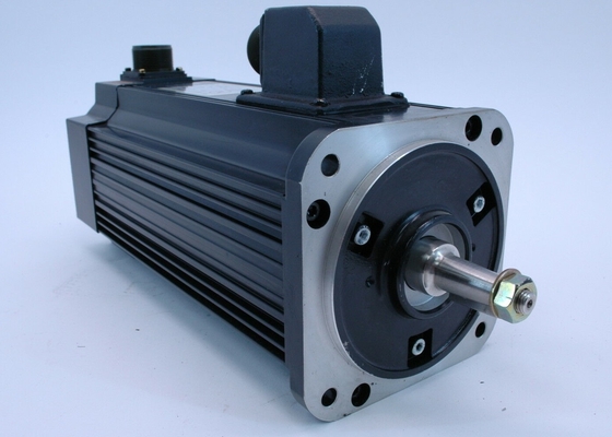YASKAWA USAGED-09A210E Servo moteur à courant alternatif 7,6A 0,85 kW 1500 r/min