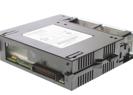 La MÉMOIRE SIMPLE 10K d'UTILISATEUR d'OCTETS du MODULE 80K d'UNITÉ CENTRALE DE TRAITEMENT de FENTE de GE FANUC IC693CPU341 S'ENREGISTRE