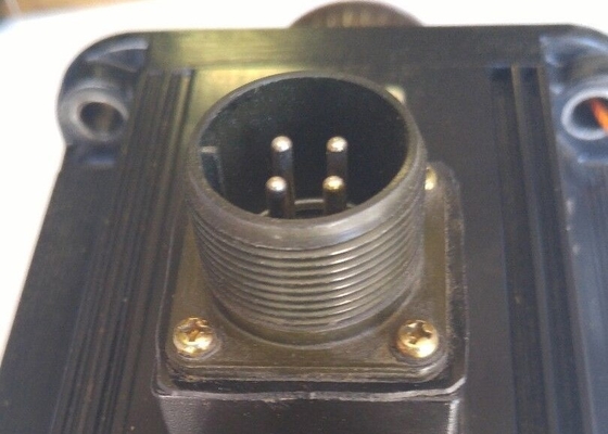 Kilowatt du nanomètre 1500 R/MIN du MOTEUR SERVO 0,85 de Yaskawa SGMG-09V 6W-YG11 5,39 10,7 ampères