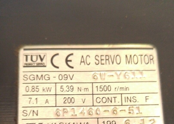 Kilowatt du nanomètre 1500 R/MIN du MOTEUR SERVO 0,85 de Yaskawa SGMG-09V 6W-YG11 5,39 10,7 ampères