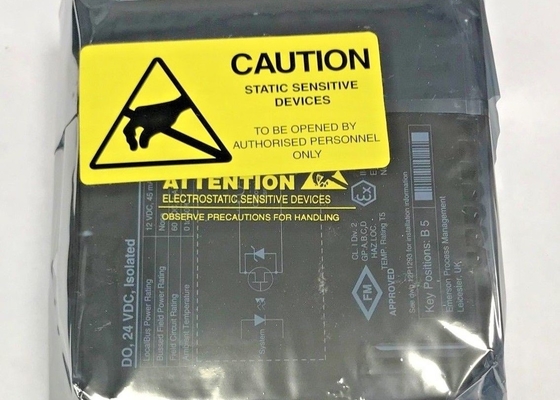 Le module d'entrée d'EMERSON VE4002S1T1B2 8CH 24VDC a isolé avec le TB