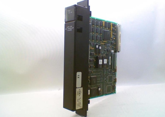 GE Fanuc IC697BEM761 Module d'interface d'entrée/sortie série 90-70 Deux connecteurs PIN 37 8 racks MAX