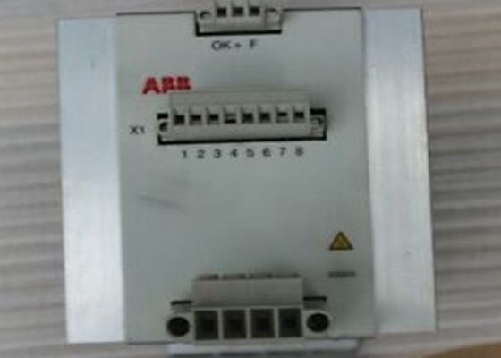 L'unité de vote de puissance d'ABB SS823 3BSE038226R1 a entré C.C 24V pour conjuguer 24 V pour choisir 24 V 20A
