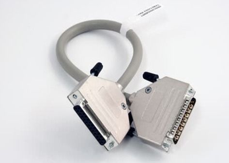 L'extension de TK801V006 3BSC950089R2 Modulebus a protégé le sous-marin 25 du câble 0.3m D hommes-femmes