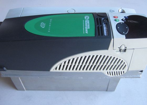 Livres variables 50 de PS 66 HP d'Unidrive de techniques de contrôle d'entraînement de fréquence d'EMERSON SP4401 37 kilowatts