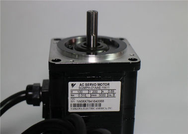 Moteur servo Yaskawa SGMPH-01AAE-YA11 électrique 0.89A 200V 100W à C.A. d'original industriel