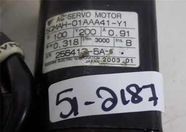 MOTEUR SERVO 3000RMP SGMAH-01AAA41-Y1 à C.A. du sigma II 0.91A 100W de YASKAWA SGMAH