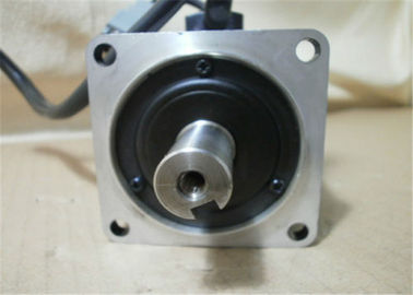 MOTEUR SERVO 0.637N.M 3000r/mim SGMAH-02A1F-AP51 à C.A. de NOUVEL ORIGINAL de Yaskawa