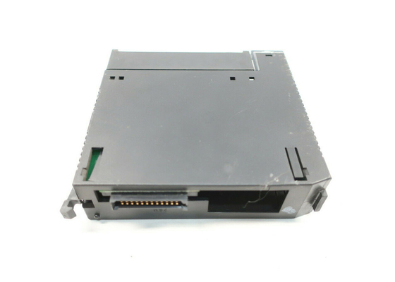 Module de sortie IC693MDL940, gamme de tension de 5V 30V à C.C, plage de fréquence de 50Hz à 60Hz