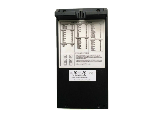 PLC tenu dans la main GE FANUC IC693PRG300 de Series 90-30 du programmeur G300