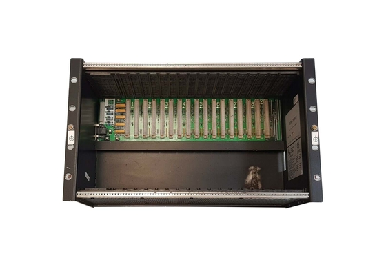 GE FANUC IC697CHS783, avant/support arrière d'intégrateur du bâti VME avec 17 fentes conçues