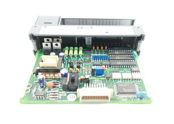 AB 1746-NO4V, module de sortie analogique de SLC 500, 10 volts continu