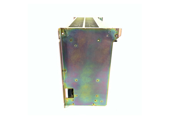 AB 1771-A3B1, châssis universel d'entrée-sortie, 24 ampères, 12 fentes