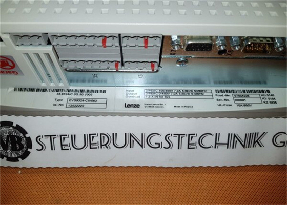 Lenze EVS9324-CIV003 SERVO CONTRÔLEUR SÉRIE 9300 SERVO PLC PLAQUE FROIDE 3,0 KW (4 HP)