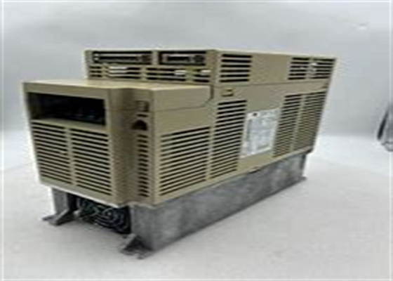 Yaskawa SGDB-15ADM SERVO DRIVE 3 PHASE 200-230 VAC INPUT 10 AMP FOR SGMG SERIES MOTOR