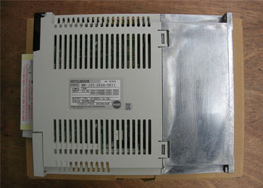 Série servo MR-J2S-70A-S011 de l'amplificateur J2-Super à C.A. de LECTEUR de Mitsubishi