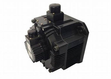 Industrial  Yaskawa  Servo Motor AC SERVO MOTOR 550V 2000RPM 4.0A SGMDH-056A2A-YR25
