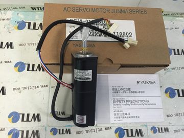 Moteur servo industriel SGM-01A3SU21 100W 200Volt 3000RPM à C.A. de Yaskawa