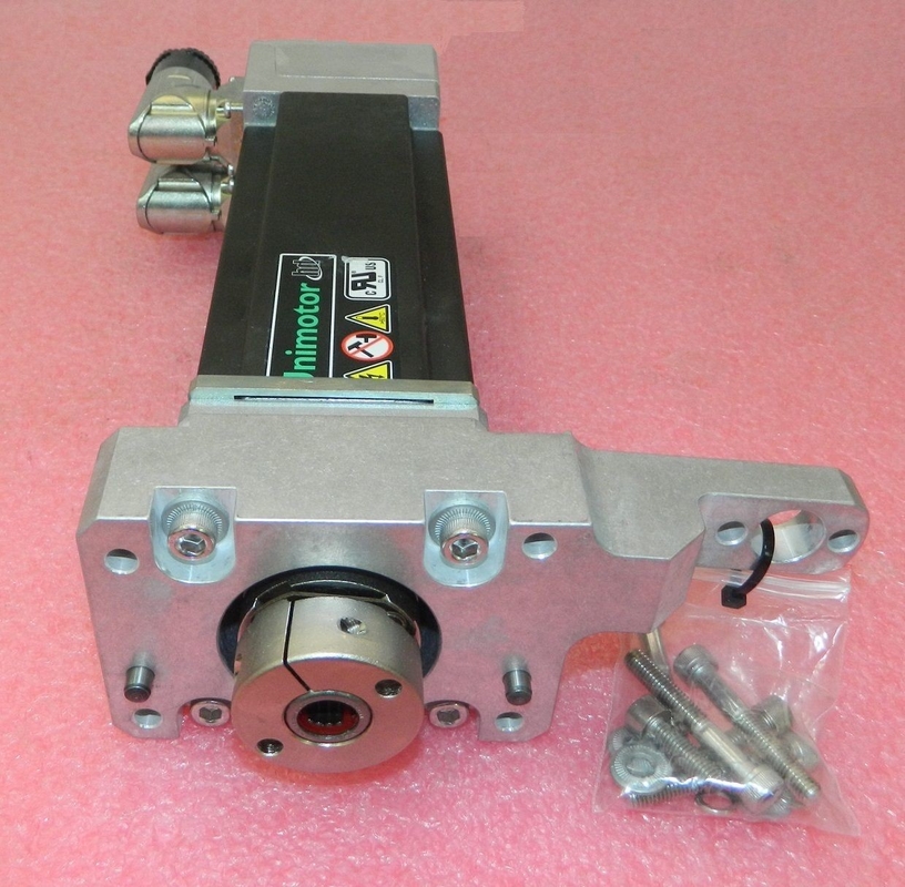 070UDD200XBCRA078140-SHPA le nouvel original, noir est couleur principale, techniques de contrôle Emerson Unimotor Servo Motor.