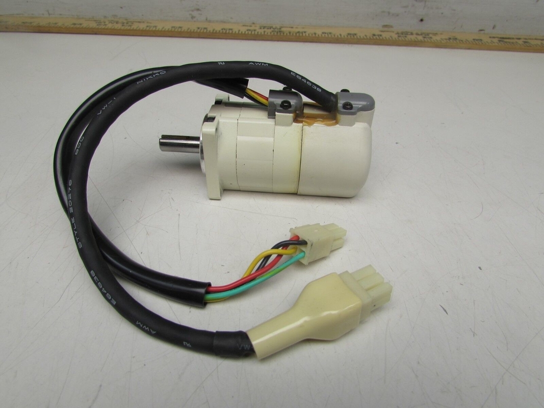 Panasonic MSM MOTOR 0,32 Nm MSM5AZJ2QX Servomoteur AC triphasé 200 V