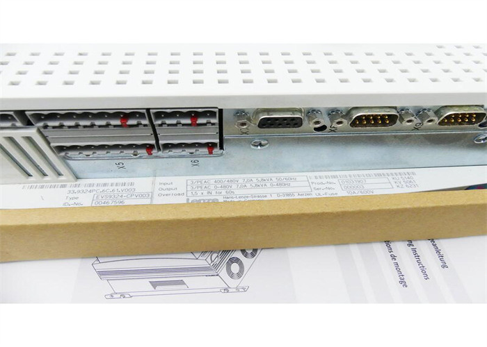 Lenze EVS9324-CPV003 SERVO CONTRÔLEUR SÉRIE 9300 400/480 VAC 3.0 KW (4 HP)