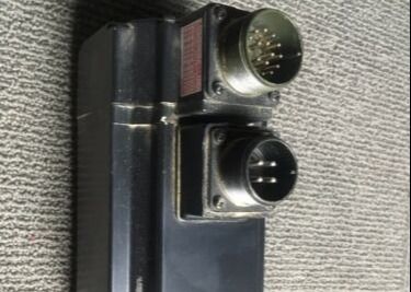 YASKAWA USAGED-02VBE11 Moteurs Servomoteur AC 0,15KW 3A 200V EU Automation