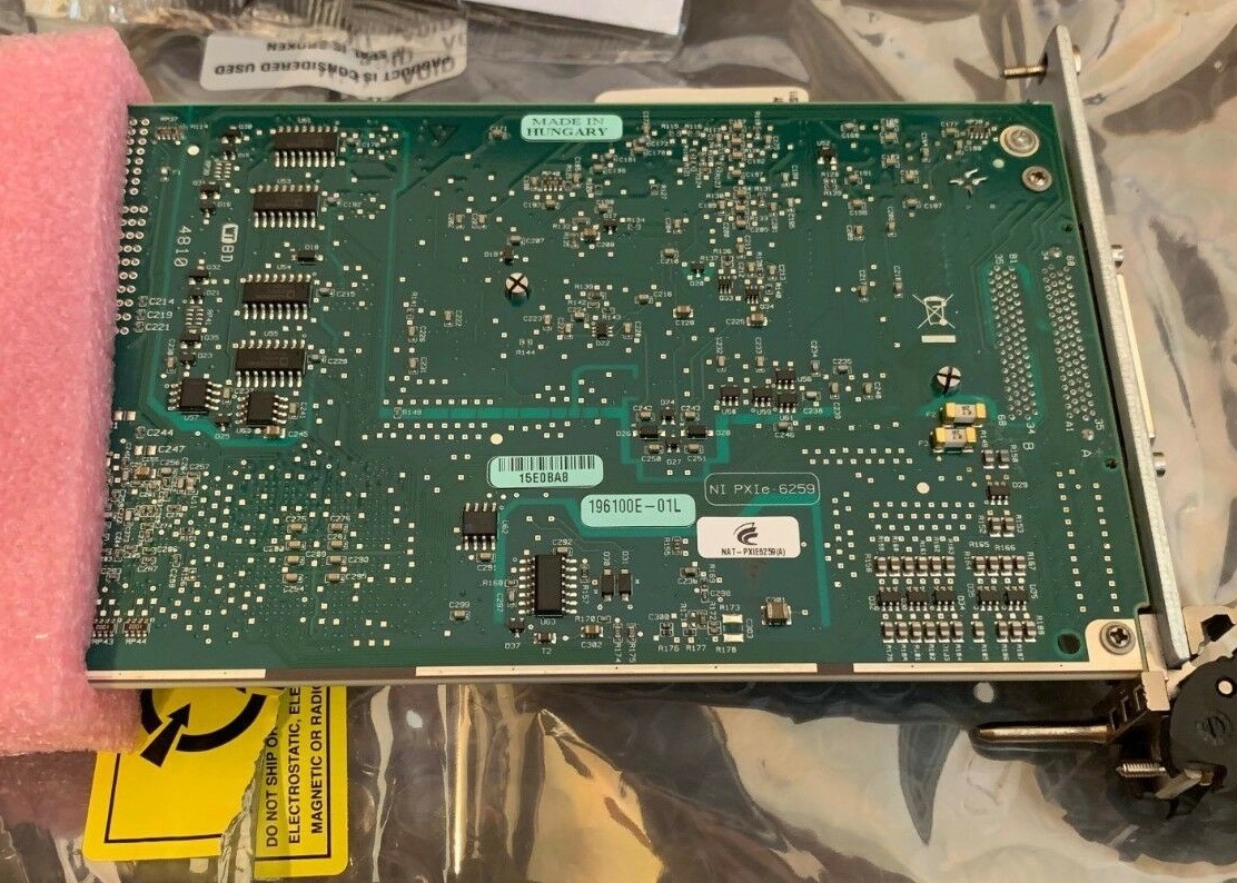 Module numérique d'entrée de gamme NI PXIe-6259 en original