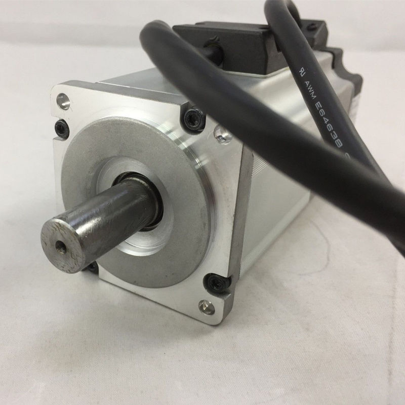 Le décélérateur d'OMRON R88G-HPG14A05400B pour les servomoteurs 400W cylindrique répercutent d'ici 3 minutes le rapport 1/5 de décélération